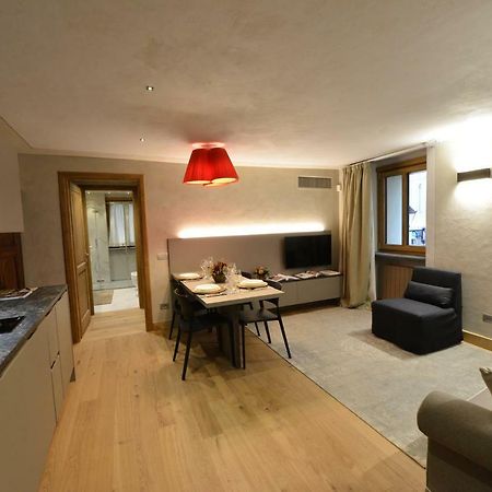 Le Reve Charmant Apartments - Via Sant'Orso,2 Aosta Luaran gambar