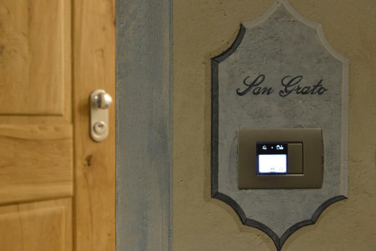 Le Reve Charmant Apartments - Via Sant'Orso,2 Aosta Luaran gambar