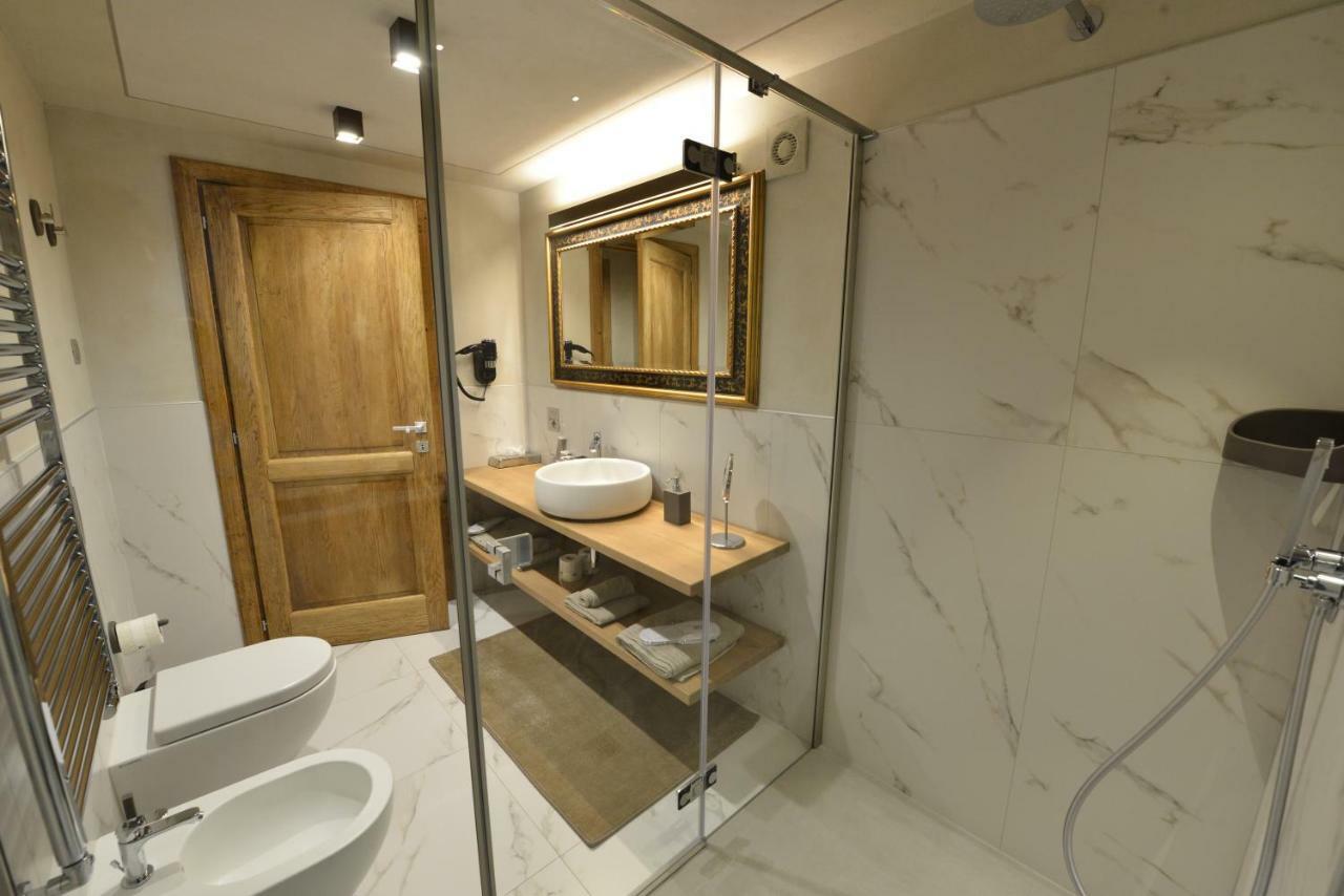 Le Reve Charmant Apartments - Via Sant'Orso,2 Aosta Luaran gambar
