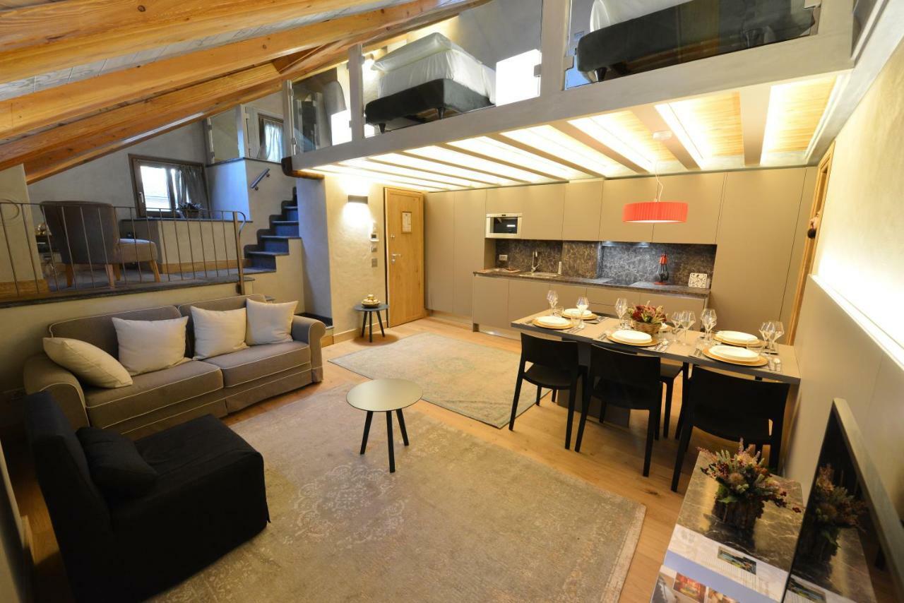 Le Reve Charmant Apartments - Via Sant'Orso,2 Aosta Luaran gambar